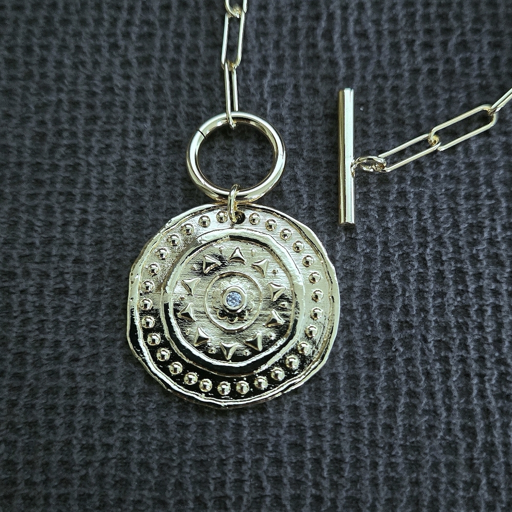 Mia Fiore Gold💛 Aztec🦅🐍🌵 Medallion🏅 Chain⛓️ Necklace - NWT - Picture 4 of 16